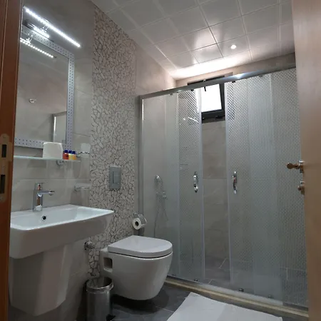 Aparthotel Arti̇m