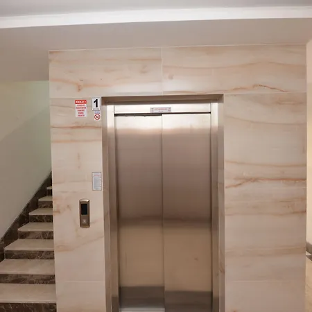 Arti̇m Aparthotel 3*