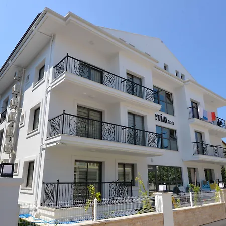 Arti̇m Aparthotel