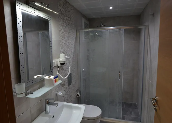 Arti̇m アパートホテル フェティエ