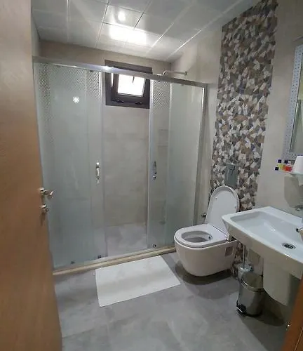 アパートホテル Arti̇m 3*