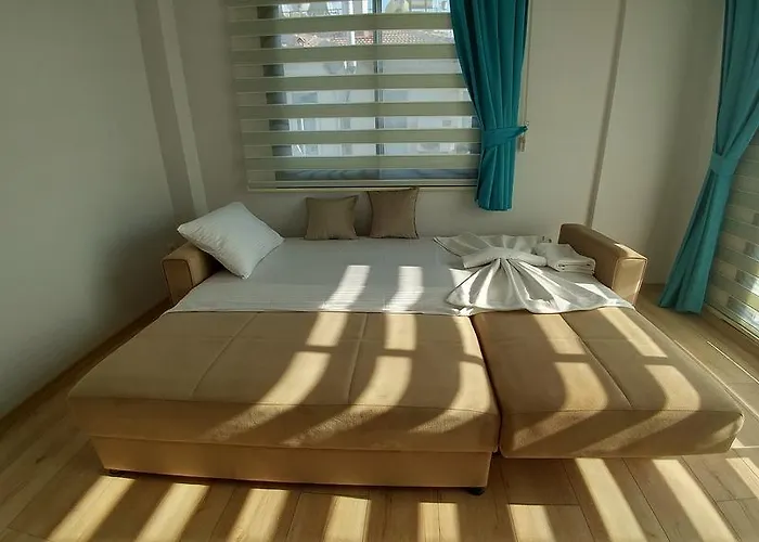 アパートホテル Arti̇m 3*