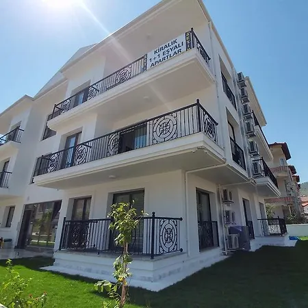 Arti̇m Φετιγιέ